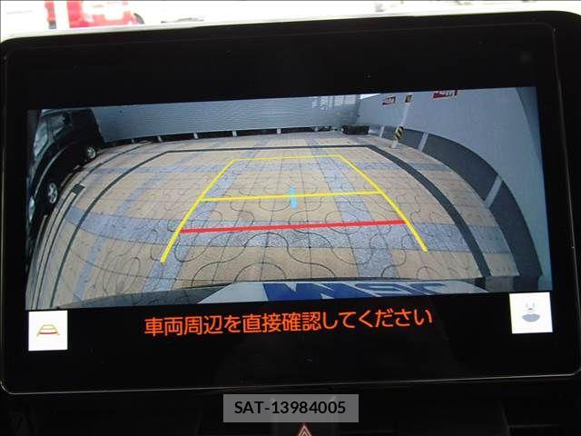 Toyota VOXY HYBRID 2023-05 8102645-27