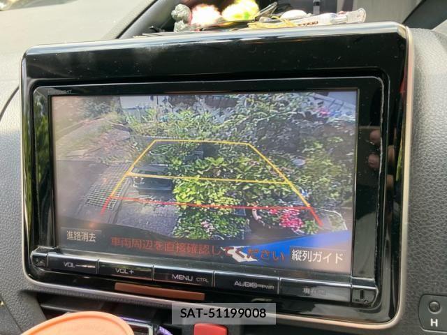 Toyota VOXY HYBRID 2015-11 8102678-20