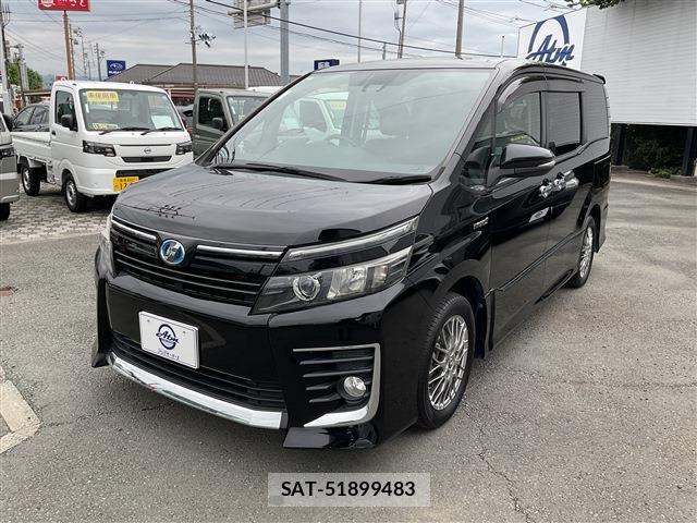 Toyota VOXY HYBRID 2016-05 8102680-0
