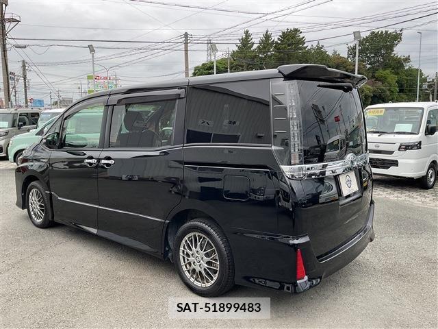 Toyota VOXY HYBRID 2016-05 8102680-27