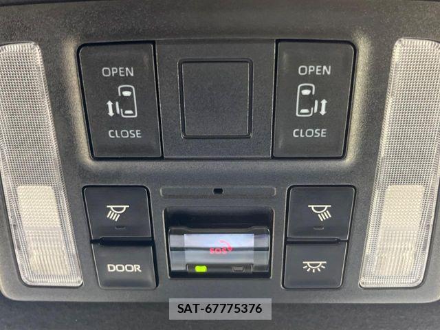 Toyota VOXY HYBRID 2023-09 8102660-6