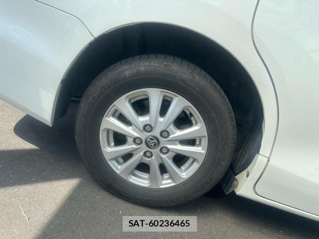 Toyota VOXY HYBRID 2017-10 8102682-7