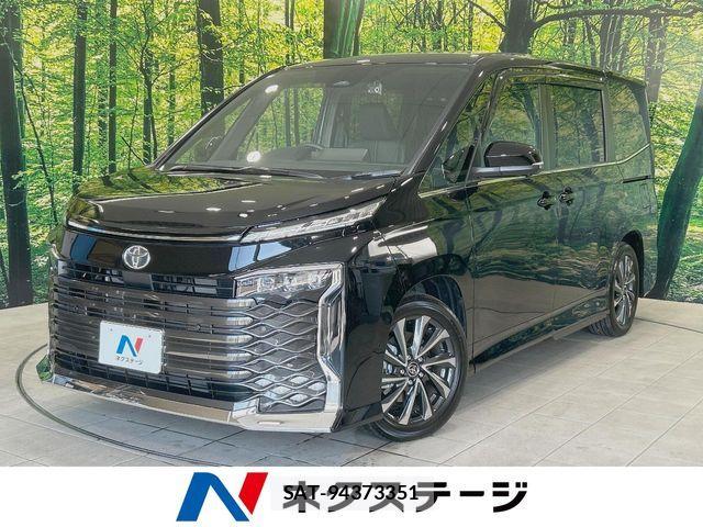 Toyota VOXY HYBRID 2026-03 8102641-0