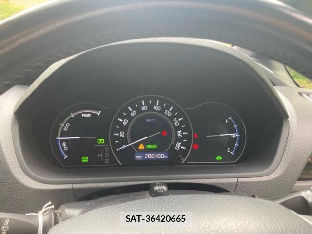Toyota VOXY HYBRID 2017-09 8102681-23