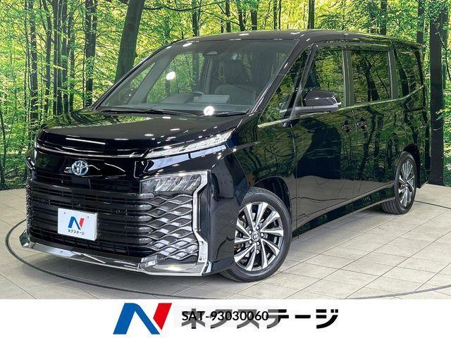 Toyota VOXY HYBRID 2023-07 8102658-0