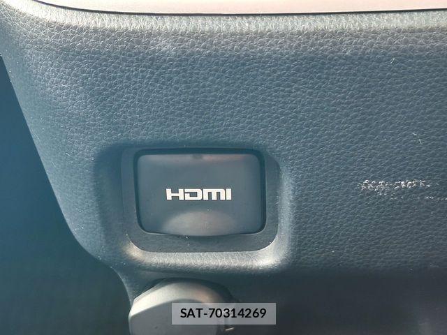 Toyota VOXY HYBRID 2023-10 8102650-20