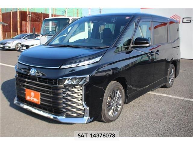 Toyota VOXY HYBRID 2023-11 8102662-9