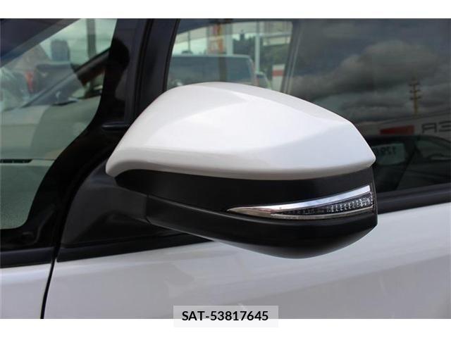 Toyota VOXY HYBRID 2015-02 8102679-20
