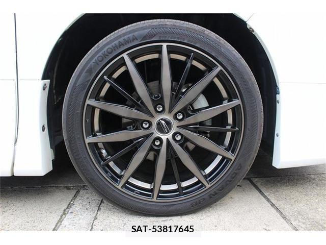 Toyota VOXY HYBRID 2015-02 8102679-24