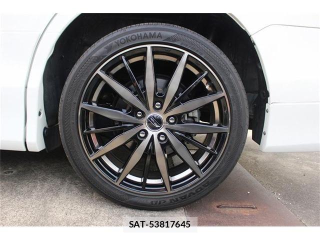 Toyota VOXY HYBRID 2015-02 8102679-26