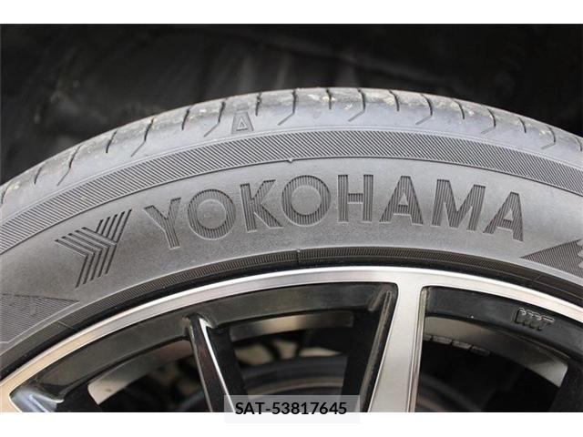 Toyota VOXY HYBRID 2015-02 8102679-27