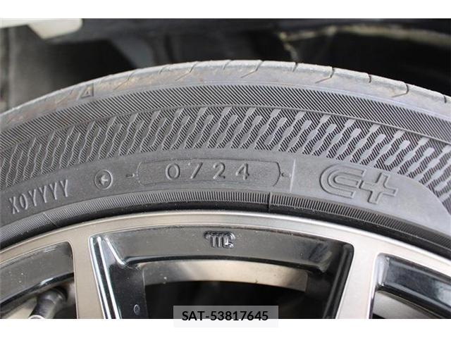 Toyota VOXY HYBRID 2015-02 8102679-29