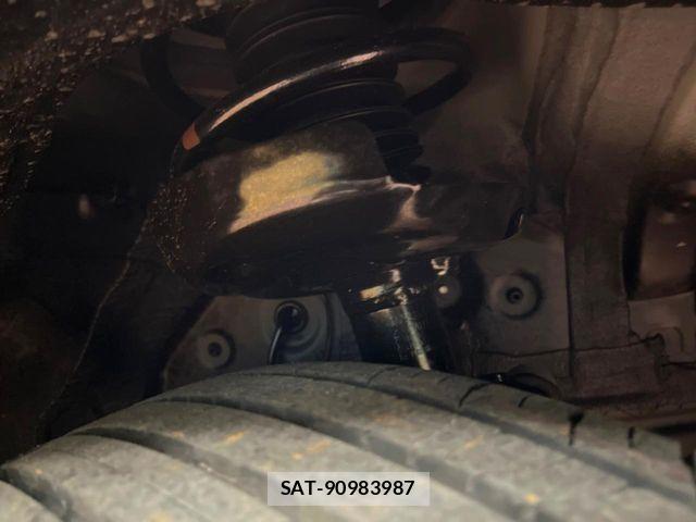 Toyota VOXY HYBRID 2026-03 8102642-19