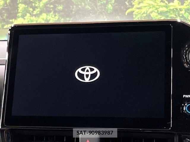 Toyota VOXY HYBRID 2026-03 8102642-2