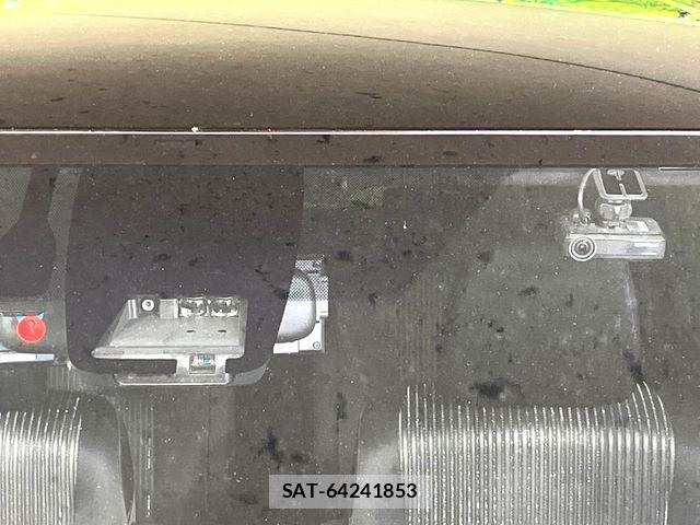 Toyota VOXY HYBRID 2019-09 8102669-2