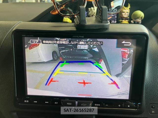 Toyota VOXY HYBRID 2015-04 8102683-23