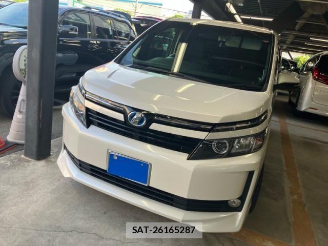 Toyota VOXY HYBRID 2015-04 8102683-2