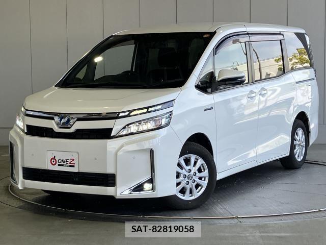 Toyota VOXY HYBRID 2019-07 8132963-0