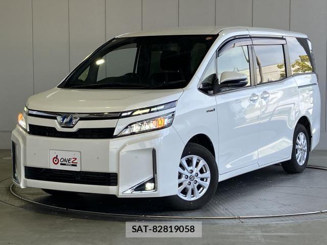 Toyota VOXY HYBRID 2019-07 8132963-25