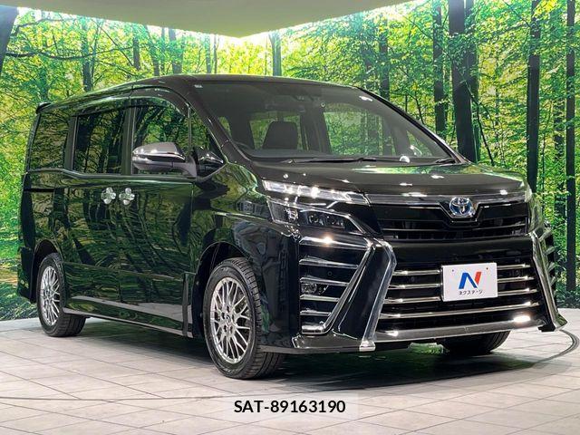 Toyota VOXY HYBRID 2021-02 8132960-16