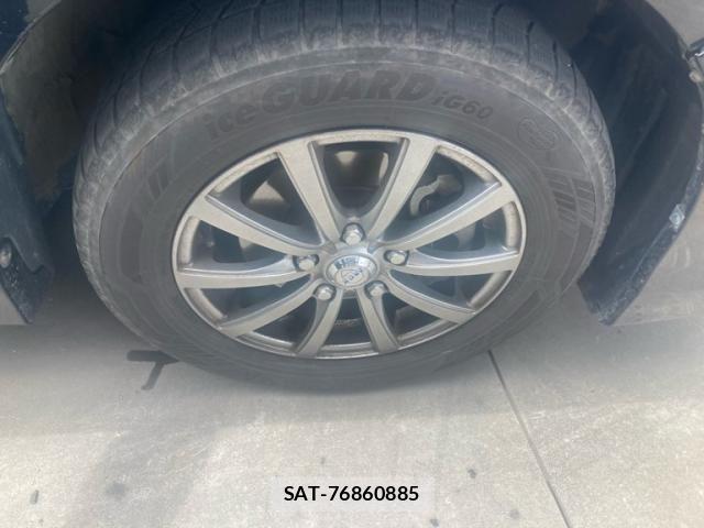Toyota VOXY HYBRID 2015-06 8132975-12
