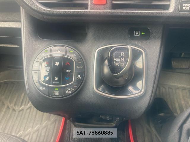 Toyota VOXY HYBRID 2015-06 8132975-22