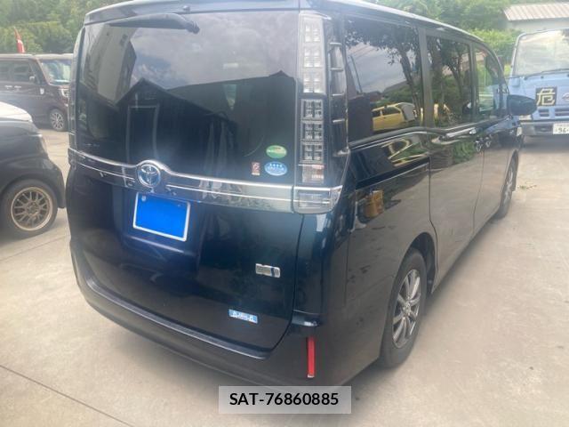 Toyota VOXY HYBRID 2015-06 8132975-7