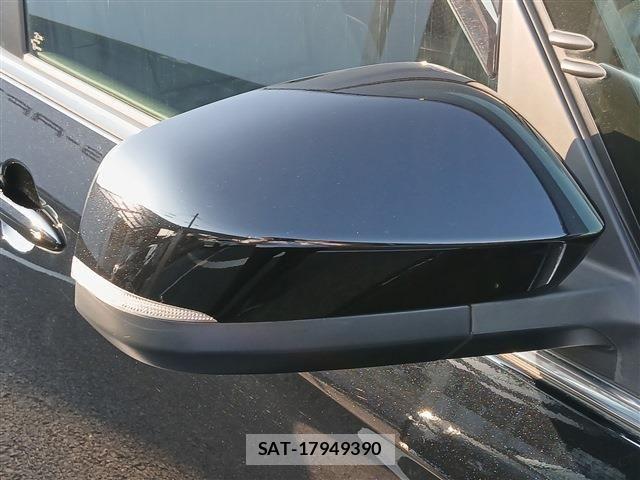 Toyota VOXY HYBRID 2022-04 8132958-27