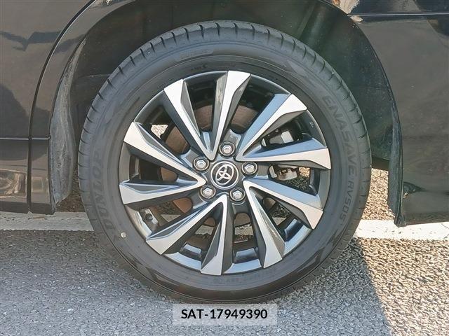 Toyota VOXY HYBRID 2022-04 8132958-29