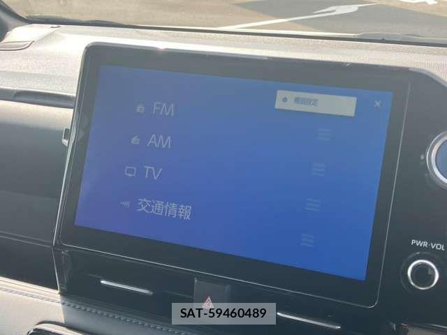 Toyota VOXY HYBRID 2022-10 8132959-4