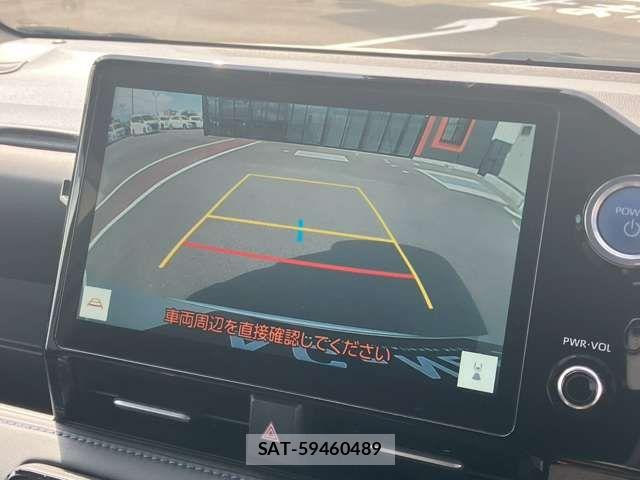 Toyota VOXY HYBRID 2022-10 8132959-8
