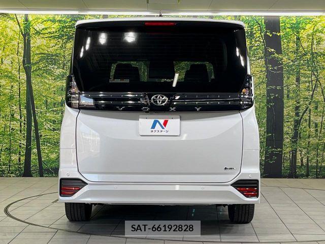 Toyota VOXY HYBRID 2026-06 8132955-14