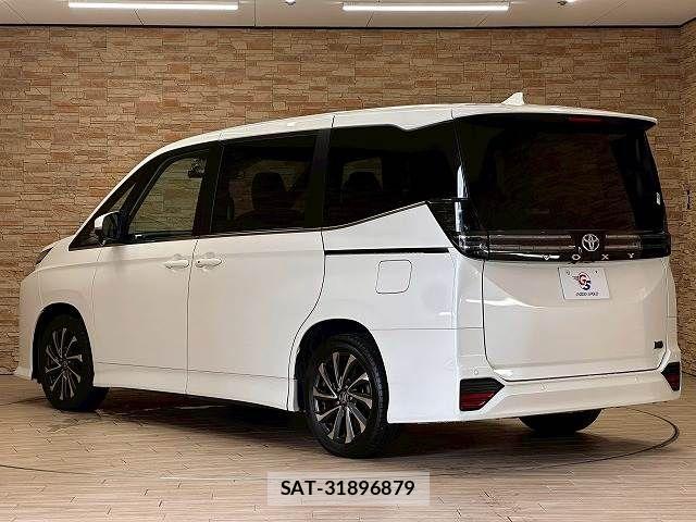 Toyota VOXY HYBRID 2024-07 8146993-16