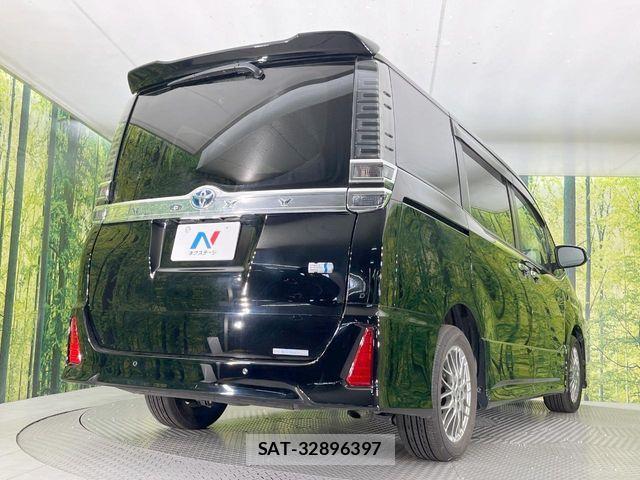 Toyota VOXY HYBRID 2021-07 8146994-17