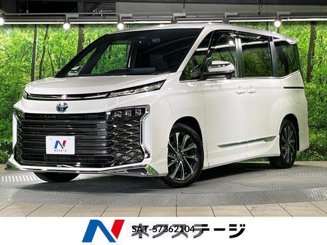 Toyota VOXY HYBRID 2023-12 8146989-0