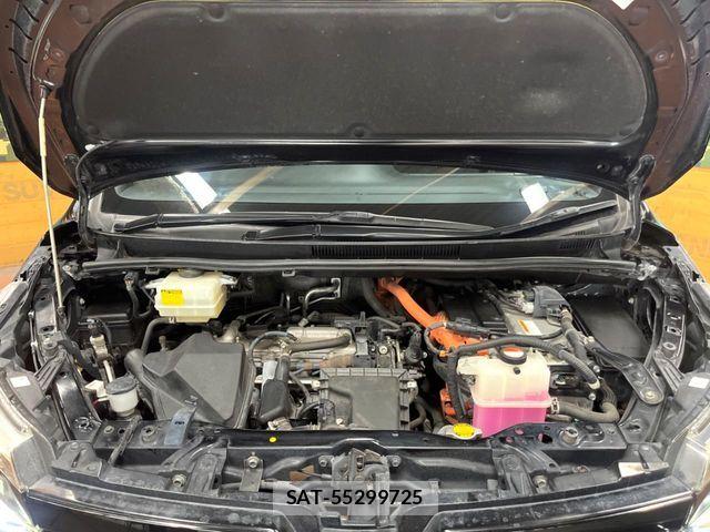 Toyota VOXY HYBRID 2014-06 8146997-18