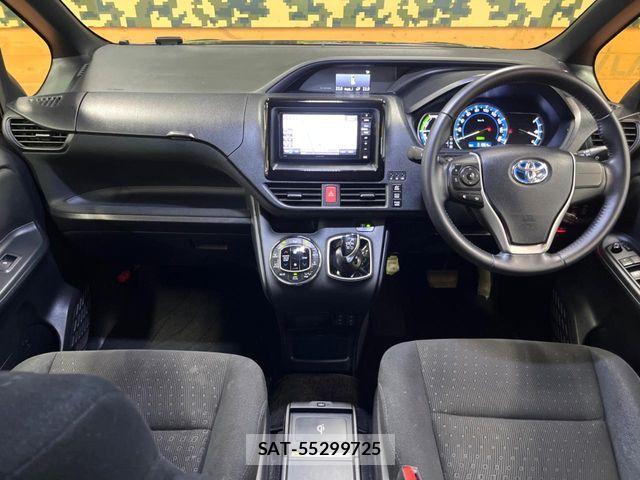 Toyota VOXY HYBRID 2014-06 8146997-1