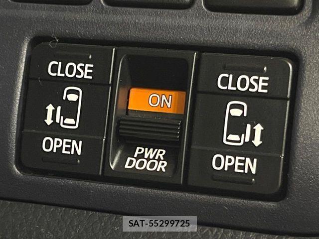 Toyota VOXY HYBRID 2014-06 8146997-6