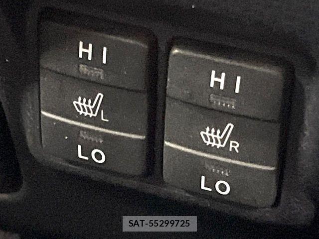 Toyota VOXY HYBRID 2014-06 8146997-8