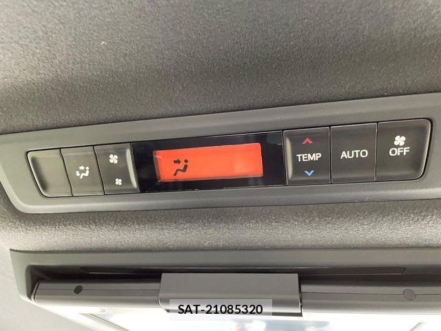 Toyota VOXY HYBRID 2021-09 8159511-5