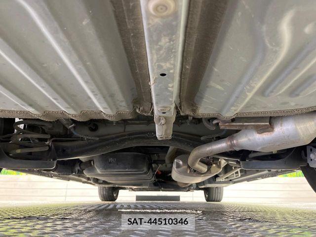 Toyota VOXY HYBRID 2023-05 8159502-17