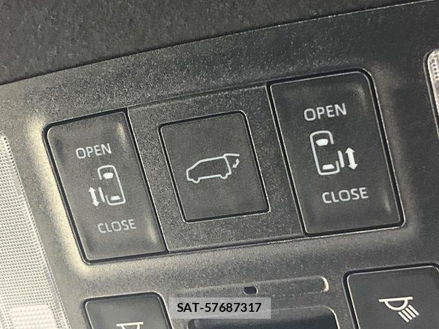 Toyota VOXY HYBRID 2023-07 8159500-4