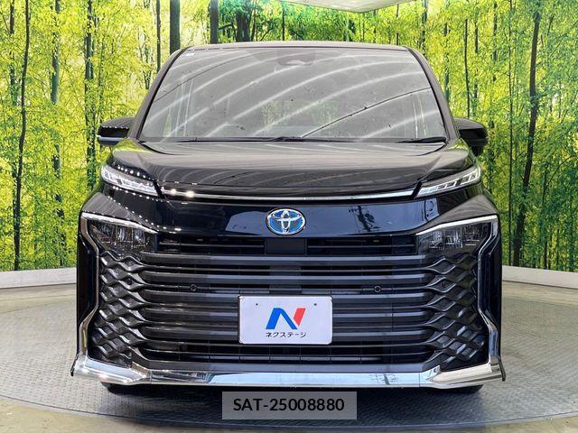 Toyota VOXY HYBRID 2022-11 8159509-14