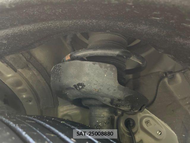 Toyota VOXY HYBRID 2022-11 8159509-19