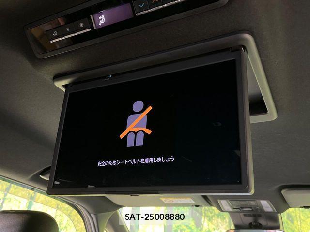 Toyota VOXY HYBRID 2022-11 8159509-4