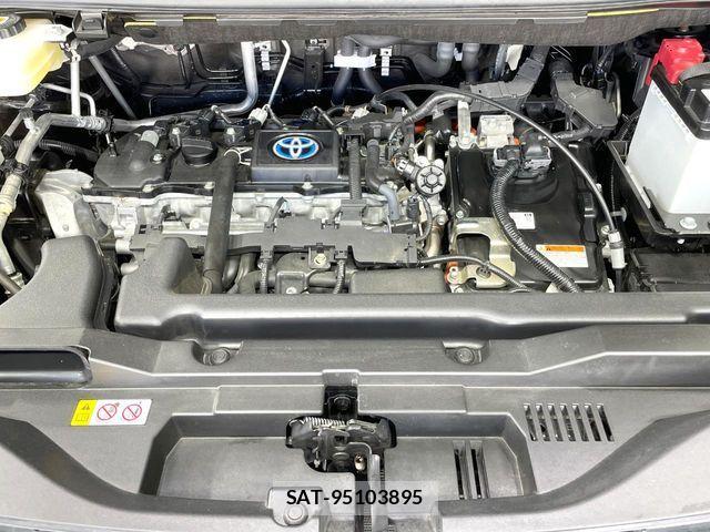 Toyota VOXY HYBRID 2023-03 8210987-18