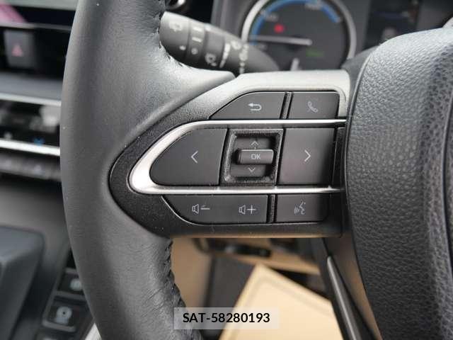 Toyota VOXY HYBRID 2023-12 8210986-29