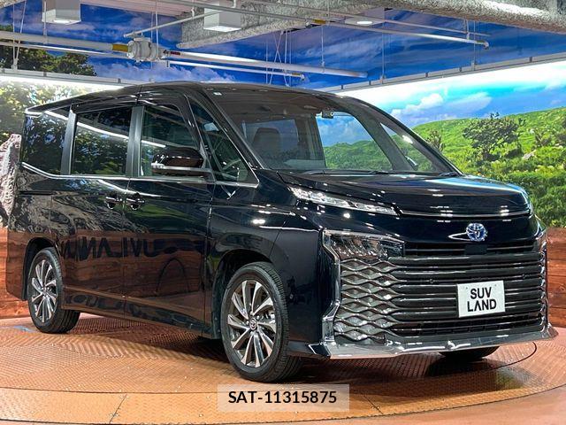 Toyota VOXY HYBRID 2025-05 8210966-16