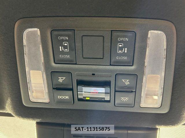 Toyota VOXY HYBRID 2025-05 8210966-4