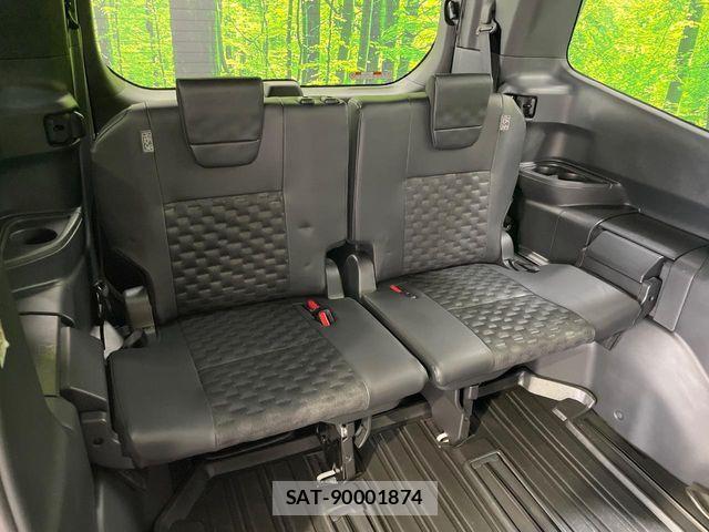 Toyota VOXY HYBRID 2025-06 8210964-10